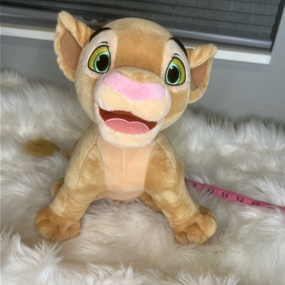 Disney Parks Nala Plush 13" The Lion King
